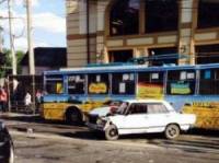 Крупная авария произошла в Тернополе: не разминулись «Мазда», «Жигуль», такси и троллейбус