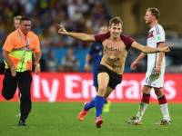 Хулиган, который выбежал на поле в финале Чемпионата мира, оказался россиянином