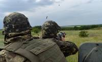 В СНБО подтвердили, что боевики продолжают атаковать позиции сил АТО. Погибли 11 украинских военных