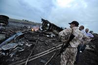 Террористы добрались до «черных ящиков» рухнувшего над Донецкой областью «Боинга»