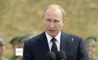 На шикарный костюм Путина нагадила птичка прямо во время его выступления. Символично, не правда ли?