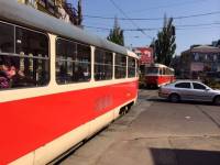 В Киеве из-за какого-то мажора образовалась пробка из трамваев