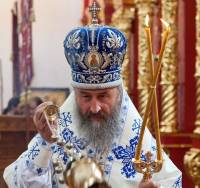 Митрополит Онуфрий будет молиться за всех воюющих на востоке Украины, чтобы Господь их примирил