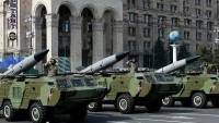 Маразм крепчает. В военном параде на Крещатике Россия умудрилась рассмотреть «агрессивные планы» Украины