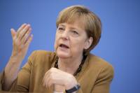 Меркель не даст силам АТО немецкое оружие, потому-что украинский конфликт нельзя решить военным путем