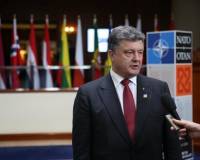 Вопрос о вступлении Украины в НАТО будет решать украинский народ /Порошенко/