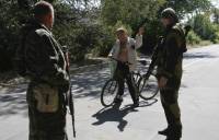 Жителей населенных пунктов, подконтрольных боевикам, заставляют получать российские паспорта