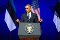 Обама выделил 25 миллионов долларов на помощь Украине