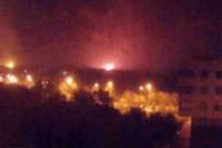 В Донецке после серии взрывов загорелся аэропорт
