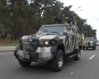 Нацгвардия патрулирует Харьков на новеньких «КрАЗ Кугуар»