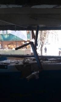 Так выглядит один из жилых кварталов Донецка после очередного обстрела. Фото с места событий