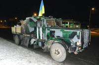 «Донбассу» на передовую доставили фантастический бронированный грузовик