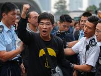В Гонконге во время зачистки лагеря демонстрантов задержали более 200 человек