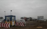 На границе с Крымом образовались огромные автомобильные очереди