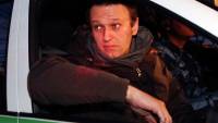 Российский оппозиционер Навальный получил 3,5 года. Условно