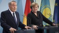 В Берлин для разрешения украинского конфликта летит Назарбаев. Куда ж без него