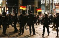 Жители Дрездена восстали против исламизации Европы