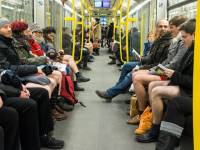 В крупнейших городах мира прошла акция «В метро без штанов», в которой приняли участие несколько тысяч человек