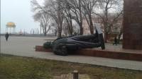 В Бердянске также снесли памятник Ильичу