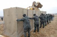 МВД презентовало американские защитные модули для бойцов в зоне АТО