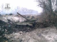 В Сети появились фото того, что осталось от российских танков под Дебальцево