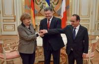 Гениальный план Меркель и Олланда предусматривает серьезные уступки террористам на Донбассе /СМИ/