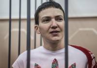 Во время басманного судилища над Савченко ее маме стало плохо. Летчица не намерена прекращать голодовку
