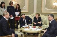Порошенко покидал зал переговоров в Минске для телефонного разговора с Генштабом