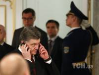 Минские переговоры в лицах: угрюмая Меркель, вялый Путин и Порошенко с телефоном