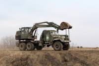 Украинская армия продолжает укреплять передовые линии обороны