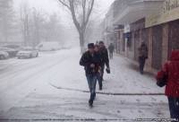 С первым снегом... В Симферополе началась самая настоящая вьюга