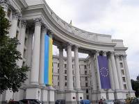Украина надеется, что Кремль не будет мешать проведению выборов на Донбассе /МИД/