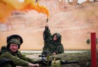 Внутренние войска МВД РФ отрепетировали борьбу с покрышками, камнями и бутылками. Готовятся к московскому Майдану?