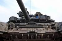 Под Мариуполем снова стреляют танки и минометы боевиков