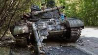 Украинские военные подбили в Песках вражеский танк