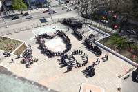 В Днепропетровске студенты устроили патриотический флешмоб