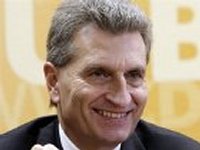 Оттингер рассказал, как Россия шпионила за ним во время переговоров по газу