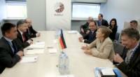 Порошенко, Меркель и Олланд скоординировали усилия перед встречей G7