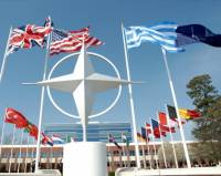 НАТО не рассматривает возможность военного вмешательства в конфликт на Донбассе