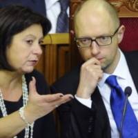 Яценюк поручил Яресько найти дополнительные 8,5 млрд грн на нужды Минобороны