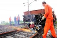 Украинские железнодорожники восстанавливают дорогу в зоне АТО