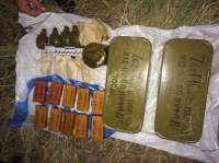 Возле водонапорной башни на Святошино обнаружили тайник со взрывчаткой