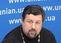 В День Независимости нам надо показать, что украинцы едины и хотят мира /священник УПЦ/