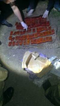 На Донбассе задержали военного, который пытался торговать взрывчаткой