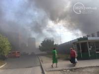 В Мариуполе сильно горит «Киевский рынок»