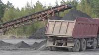 СБУ заблокировала 80 тонн угля в копанке на Луганщине