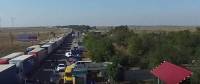 Все фуры, стоявшие на «Чонгаре», вернулись на материковую Украину