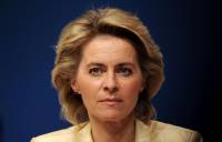 Министр обороны Германии отвергает обвинения в плагиате диссертации