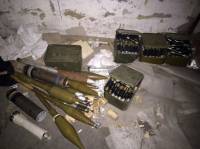 В Марьинке обнаружили склад боеприпасов