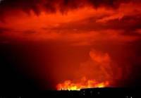 В Сватово приступили к тушению пожара. Повреждены около 35 домов, эвакуированы около 700 человек